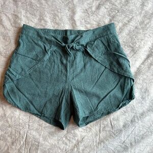 Women’s Patagonia linen short size medium
